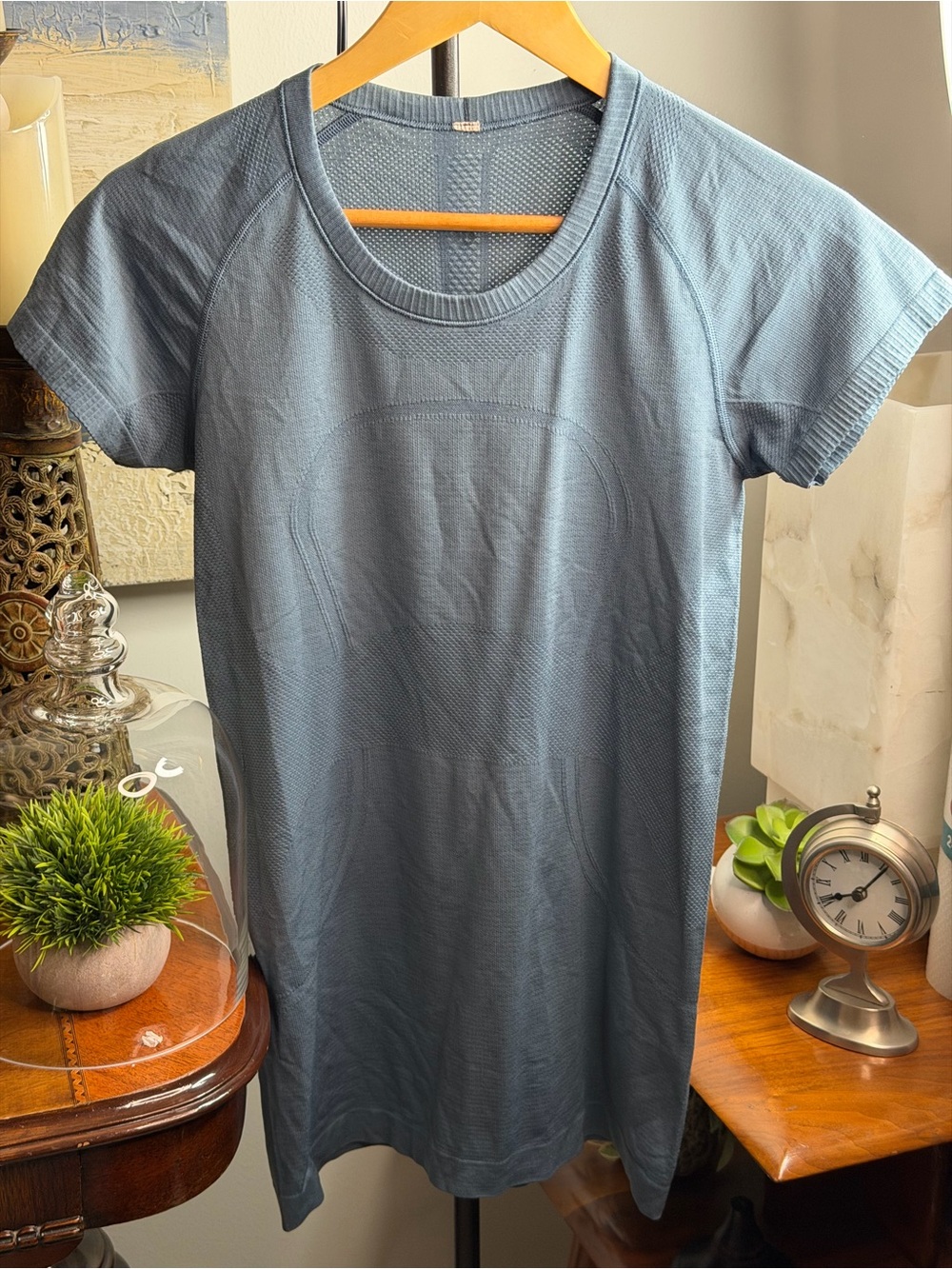 lululemon Swiftly Tech de manga corta
Talla 8, azul - Picture 3 of 6